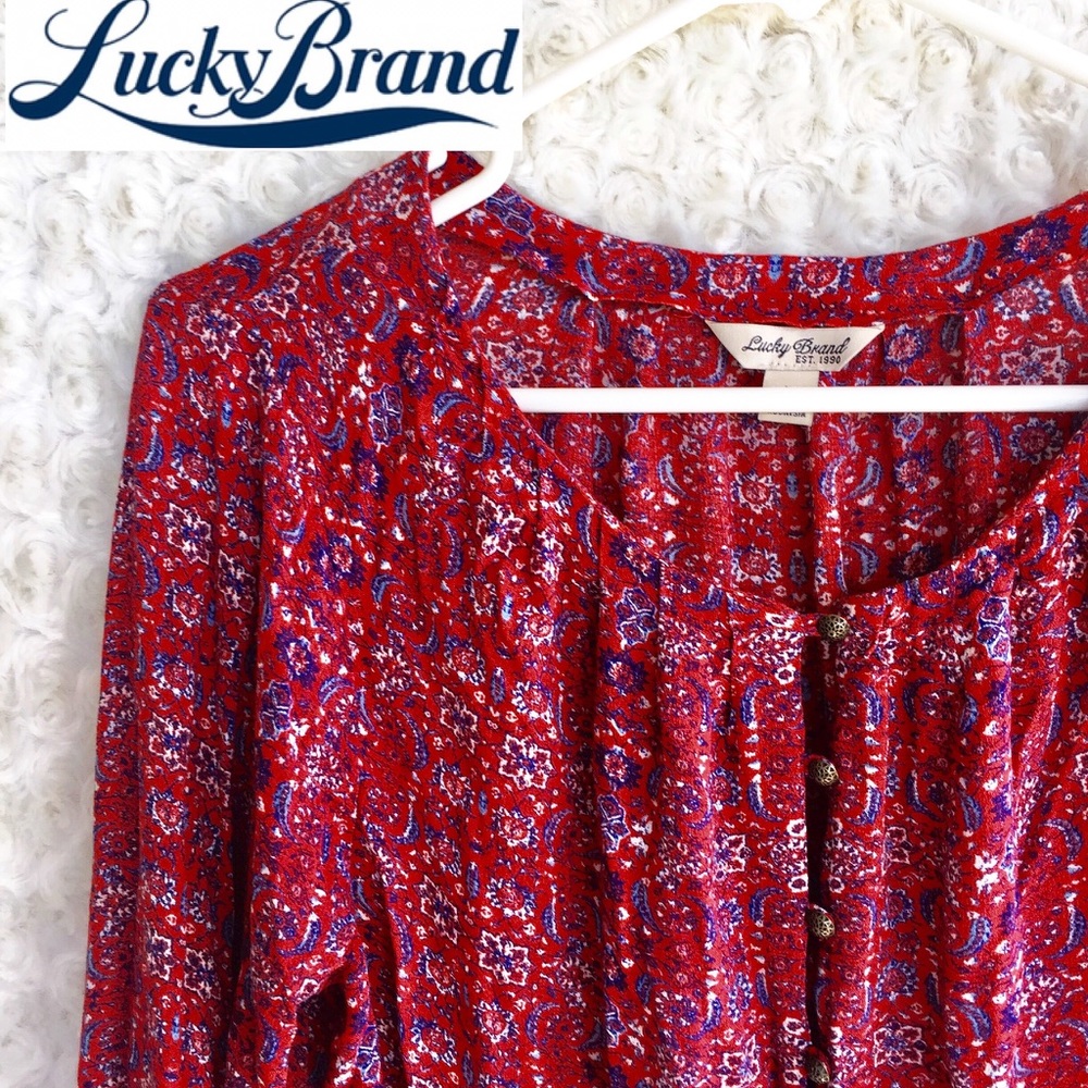 Lucky brand blouse🌺